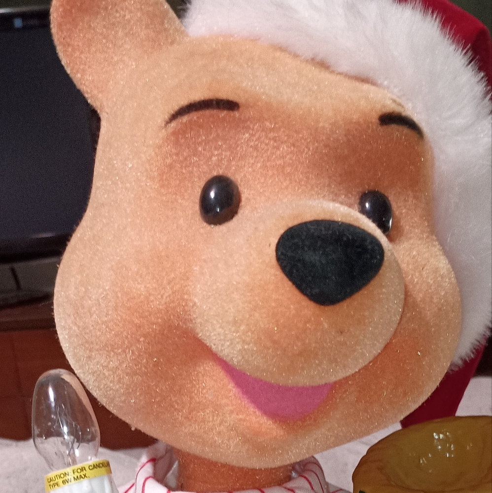 WinnIe The Pooh Motion-ette Animated Christmas Decoration 1995 Disney Telco
